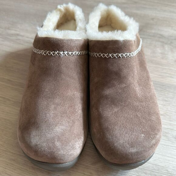 Merrell Encore Ice 4 Sheepskin Fur Lined Suede Slides Women’s Size 8W 8 WIDE - Picture 2 of 10